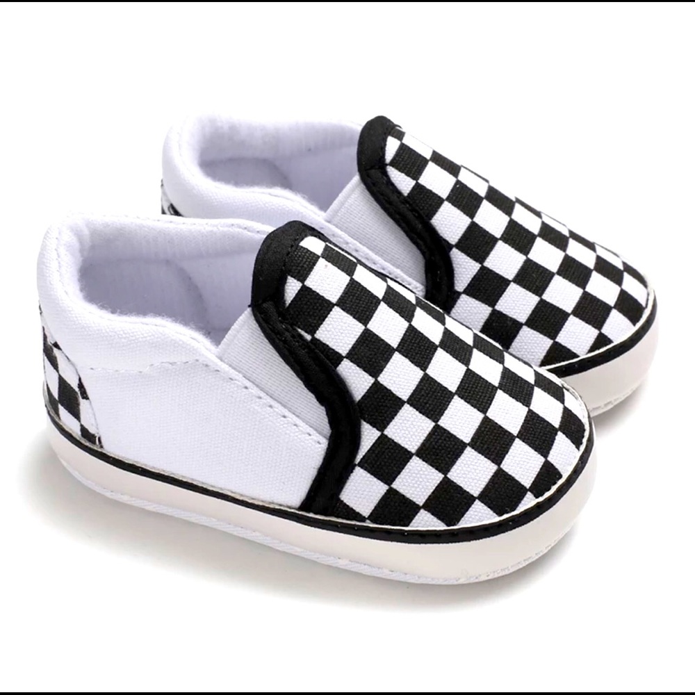 Checkered baby van